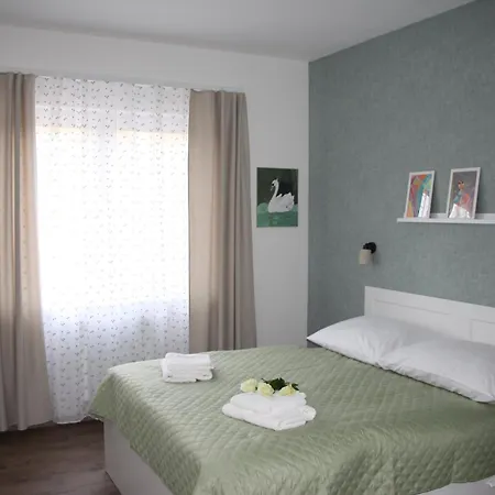 Apartmán With Ap Garden 2 *